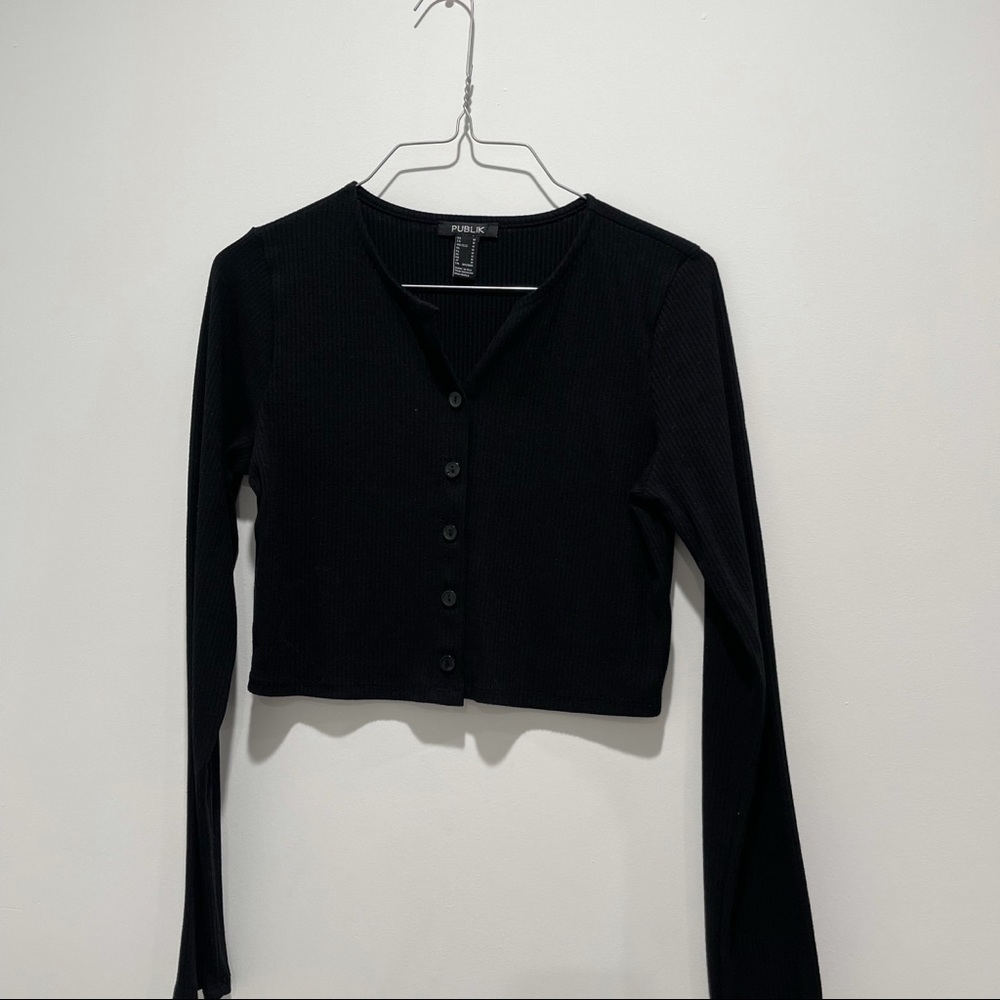 Black crop button down cardigan
